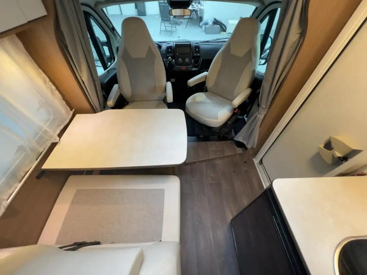 CARADO V 337 Europa Edition - Ansicht 7